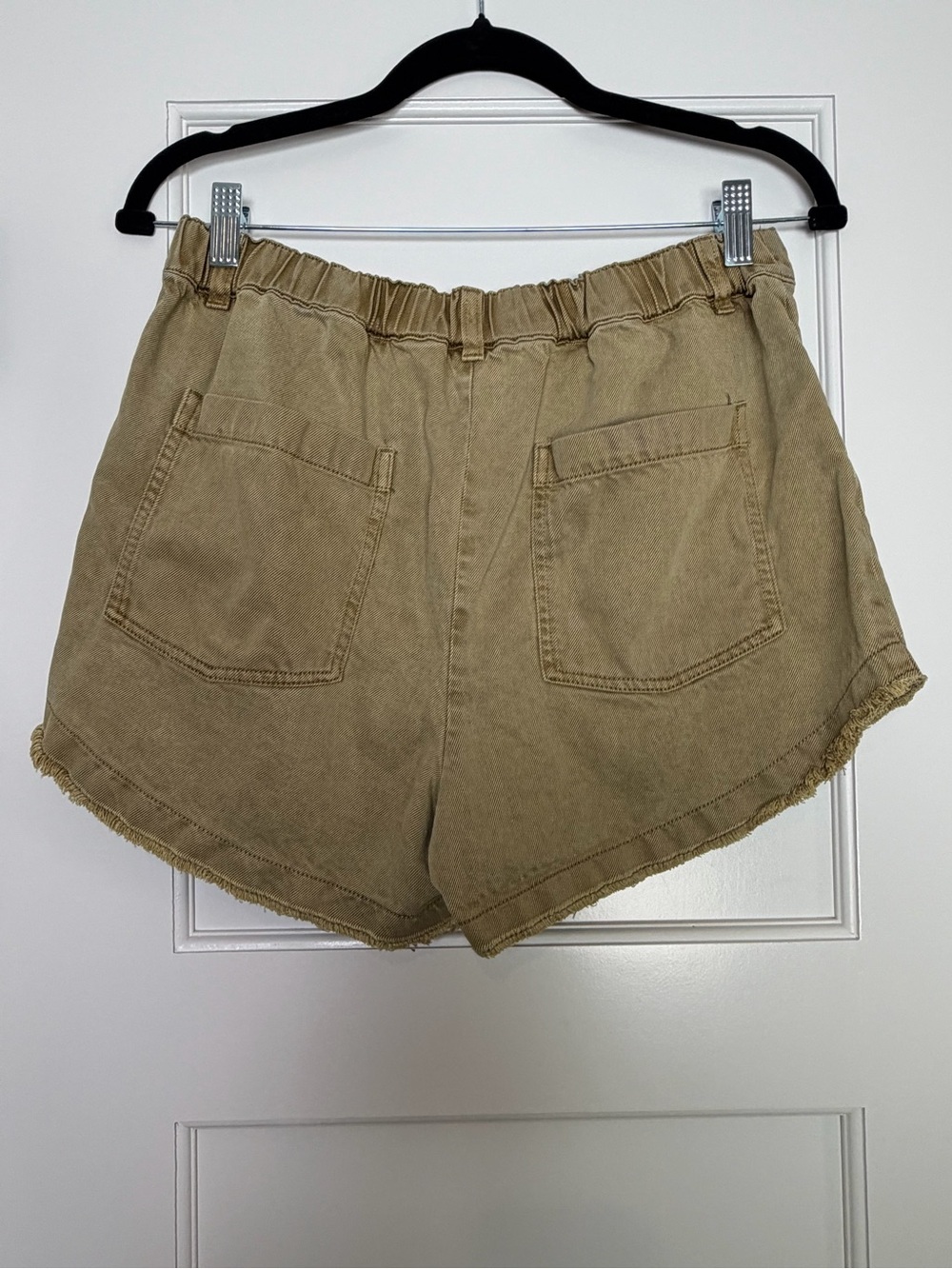Young Fabulous & Broke Khaki Raw Hem Shorts (Large) - Picture 3 of 4